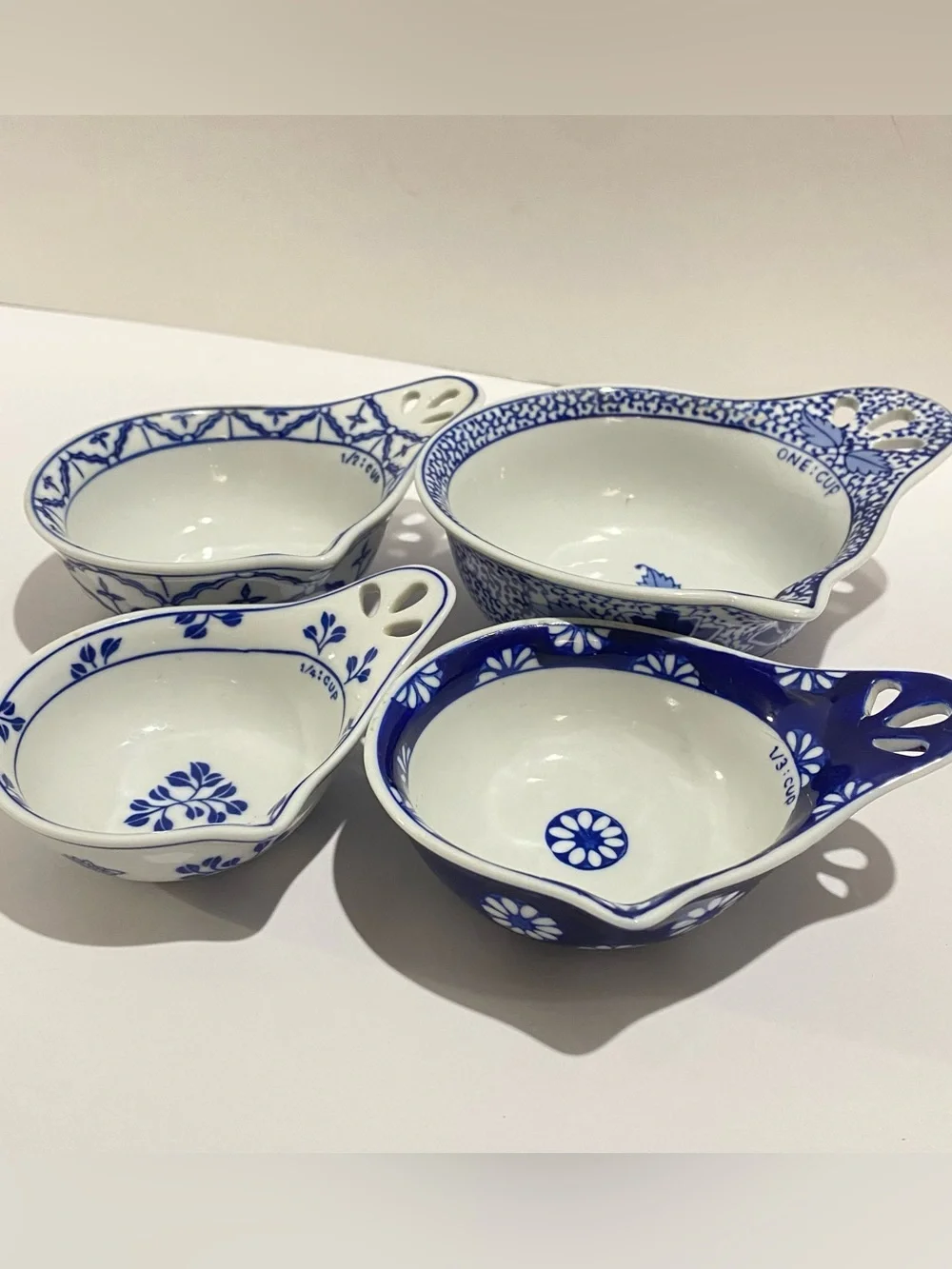 Pier 1 Blue White Porcelain Nesting Measuring Cups Handpainted Set of 4 Floral